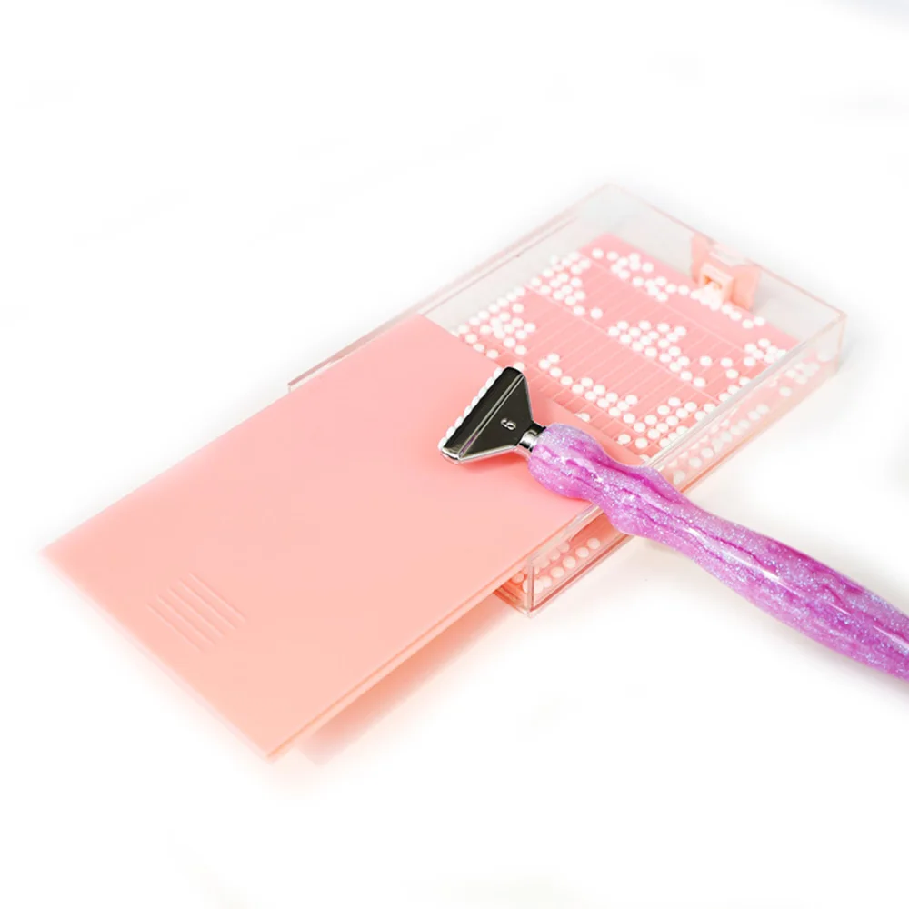 New Diamond Painting Tool Tray With Lids,Brush And Spoon 5D DIY Diamond Embroidery Accessories Beads Container Tray