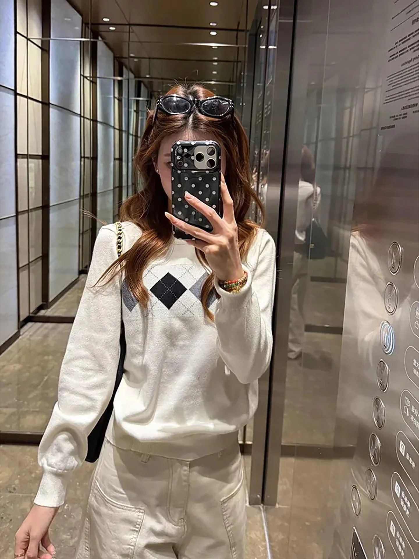 

Шикарный вязаный свитер женский, весенний, новый, мягкий, повседневный, для работы и отдыха, с цветочной вышивкой, длинный рукав