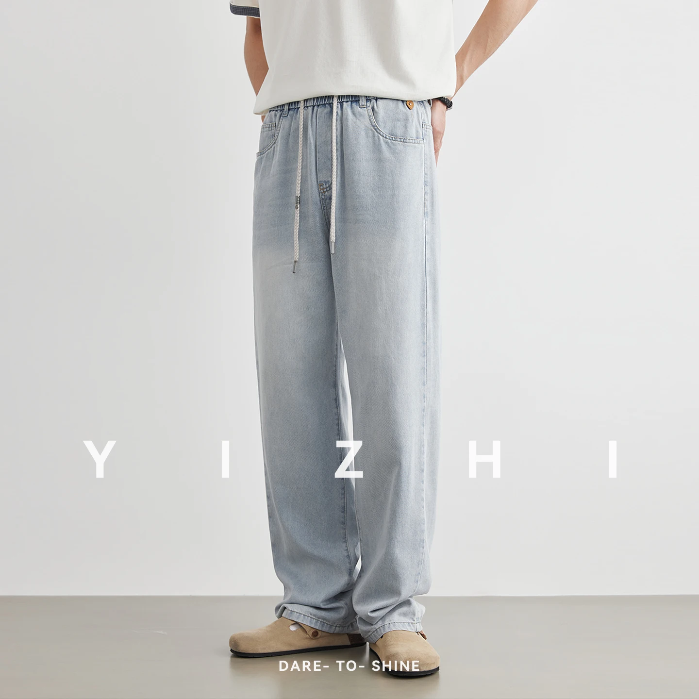 

Fashion Men's Drawstring Elastic Waist Street Style Drape Jeans 2025 Summer Light Blue Washed Loose Straight Casual Pants