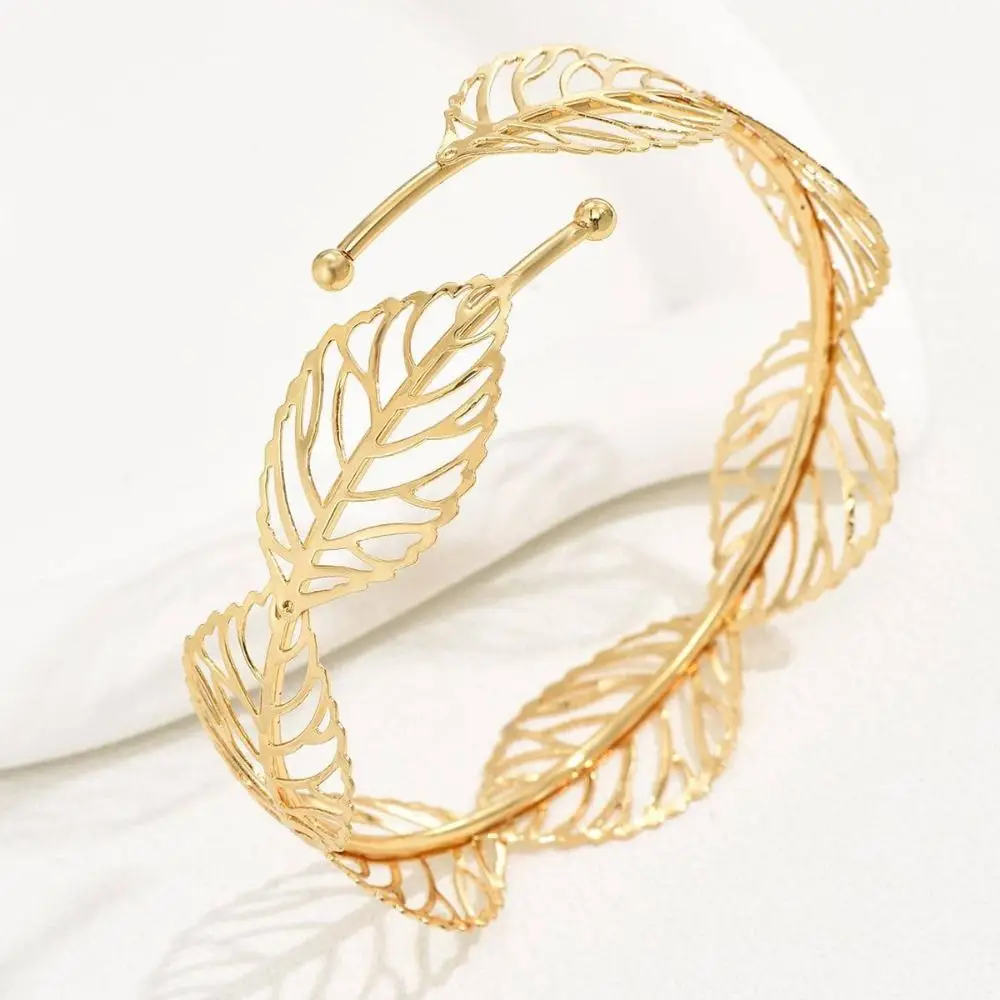 Elegante pulsera de brazo con apertura de Metal, brazalete abierto ancho ajustable de varios estilos, pulsera de brazo Retro de Color dorado, joyería de mano