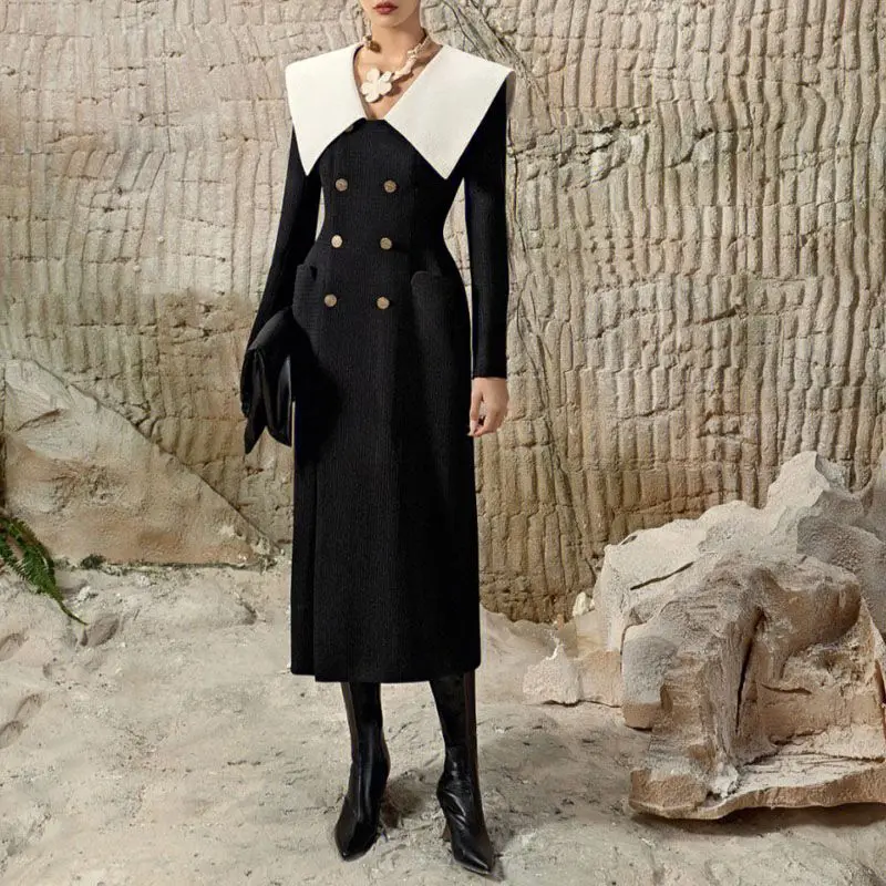 

Hepburn-style Black and White Contrasting Dress Large Lapel Trench Coat Double-breasted Temperament Long Skirt Women's Commuting