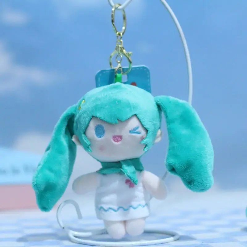 Animation Film Hatsune Miku Around The Second Plush Toy Cartoon Doll Pendant Doll Keychain Children's Toys.