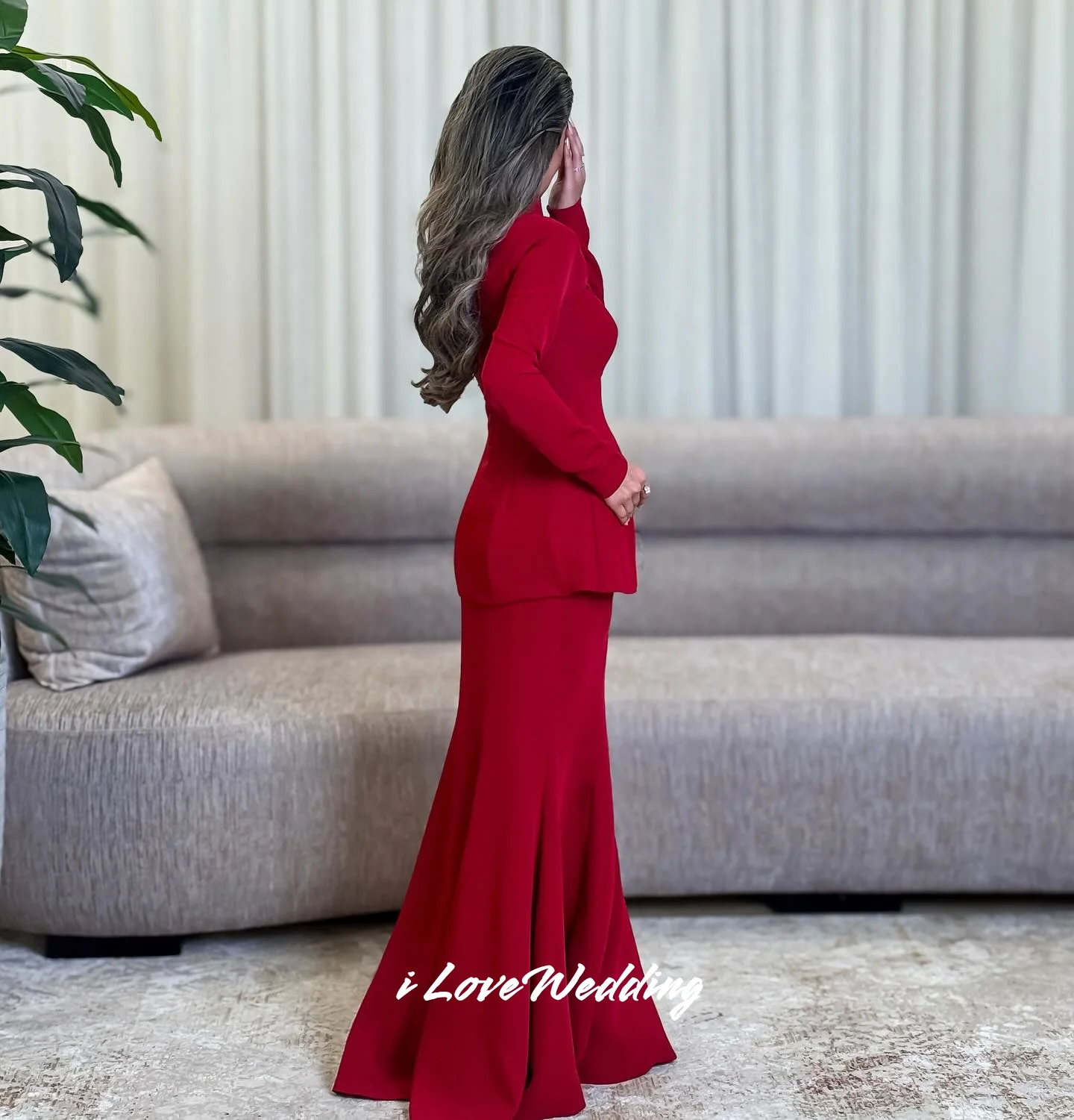 레드 스윗하트 이브닝 드레스 2025 새틴 롱 슬리브 비즈 머메이드 플로어 기장 프롬 드레스 플리츠 웨딩 파티 드레스 맞춤 제작