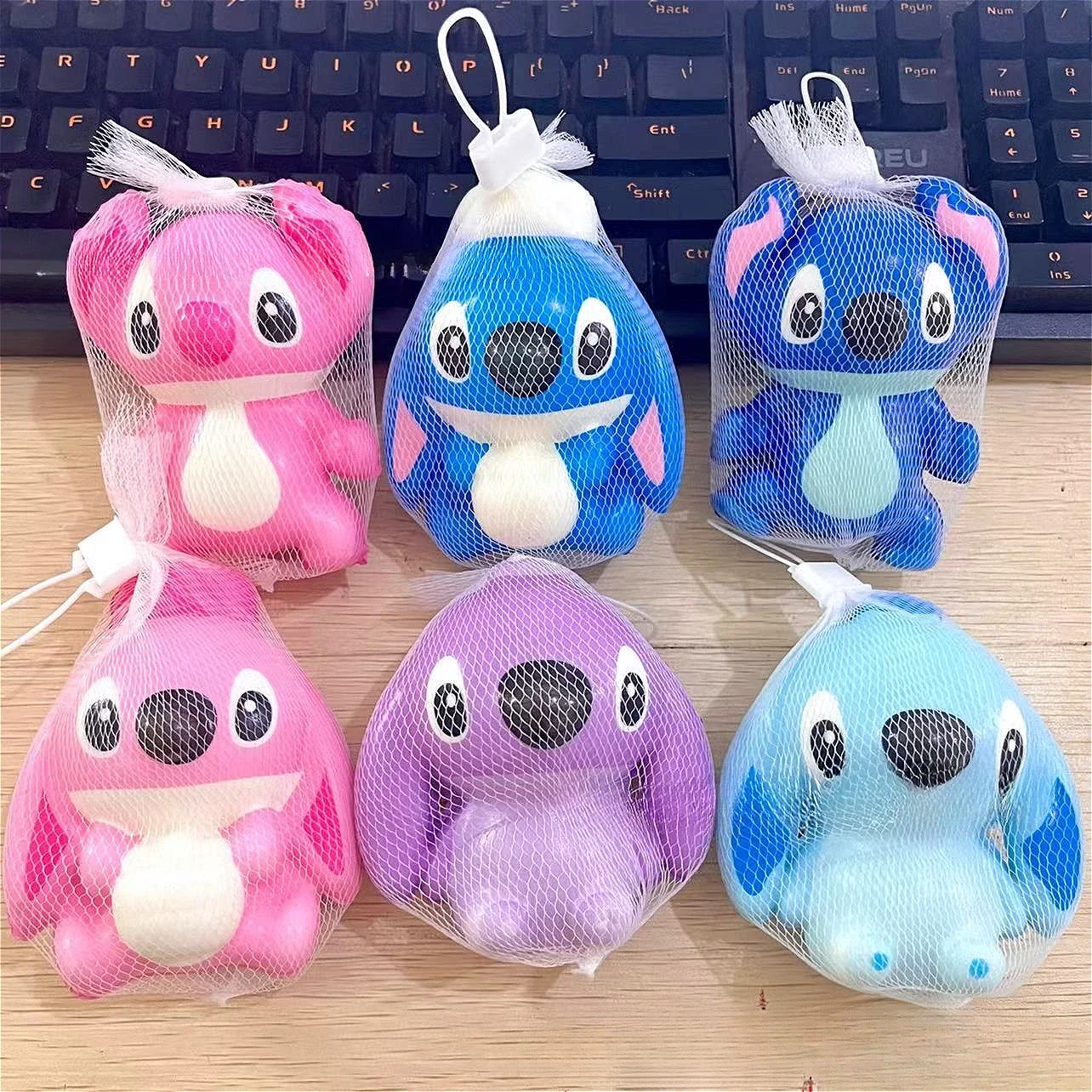 Random 1 Pcs New Hot Stitch Series Slow Rebound Disney Knead Extractor High Appearance Level Gift Presents for Children