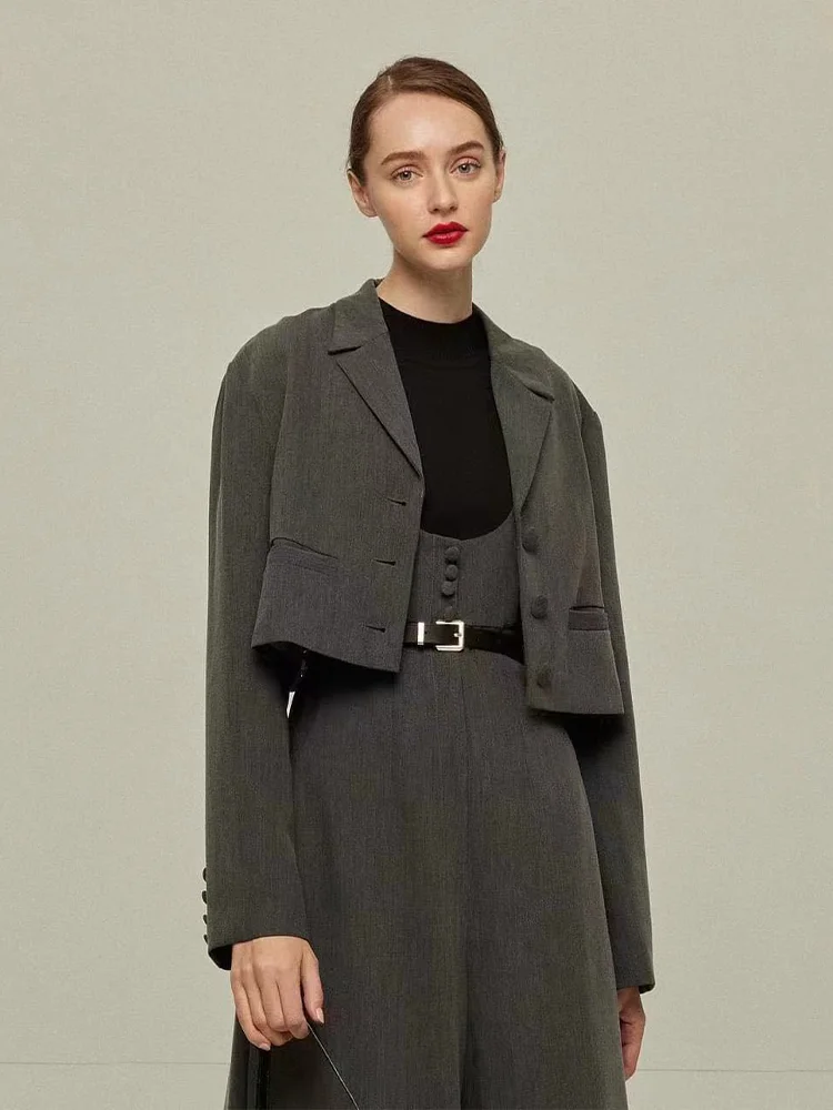 ชุดสูทลำลองเอวสูง Luy Charm รุ่น Under the Pillow สำหรับผู้หญิง ผ้าผสมโพลีเอสเตอร์ วิสโคส และสแปนเด็กซ์