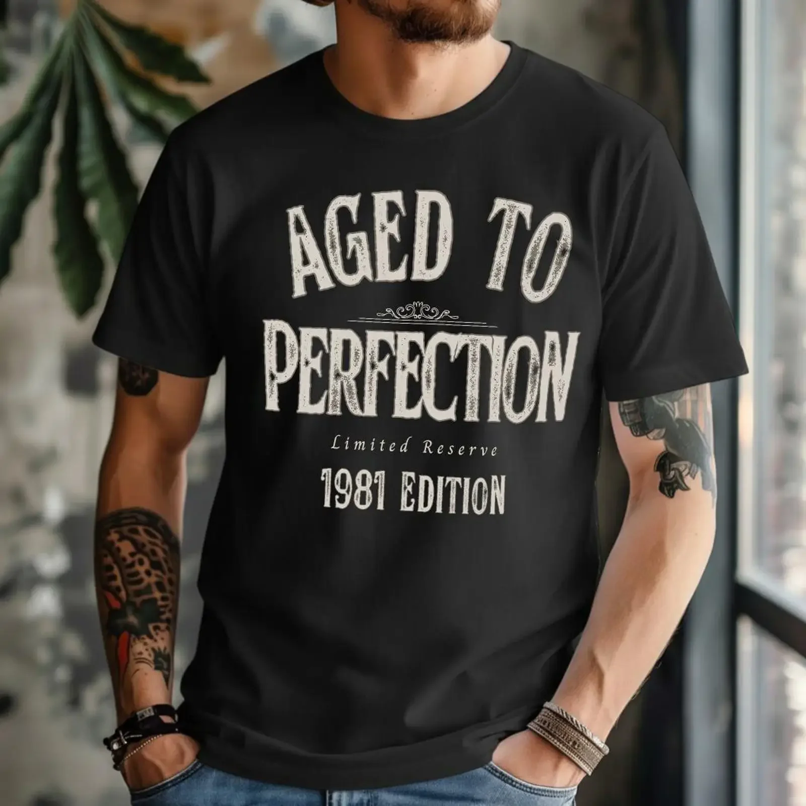 Men's 1981 Aged to Perfection Limited Reserve Birthday T Shirt vintage Washed Stretched Comfortable Soft Breathable Slightly