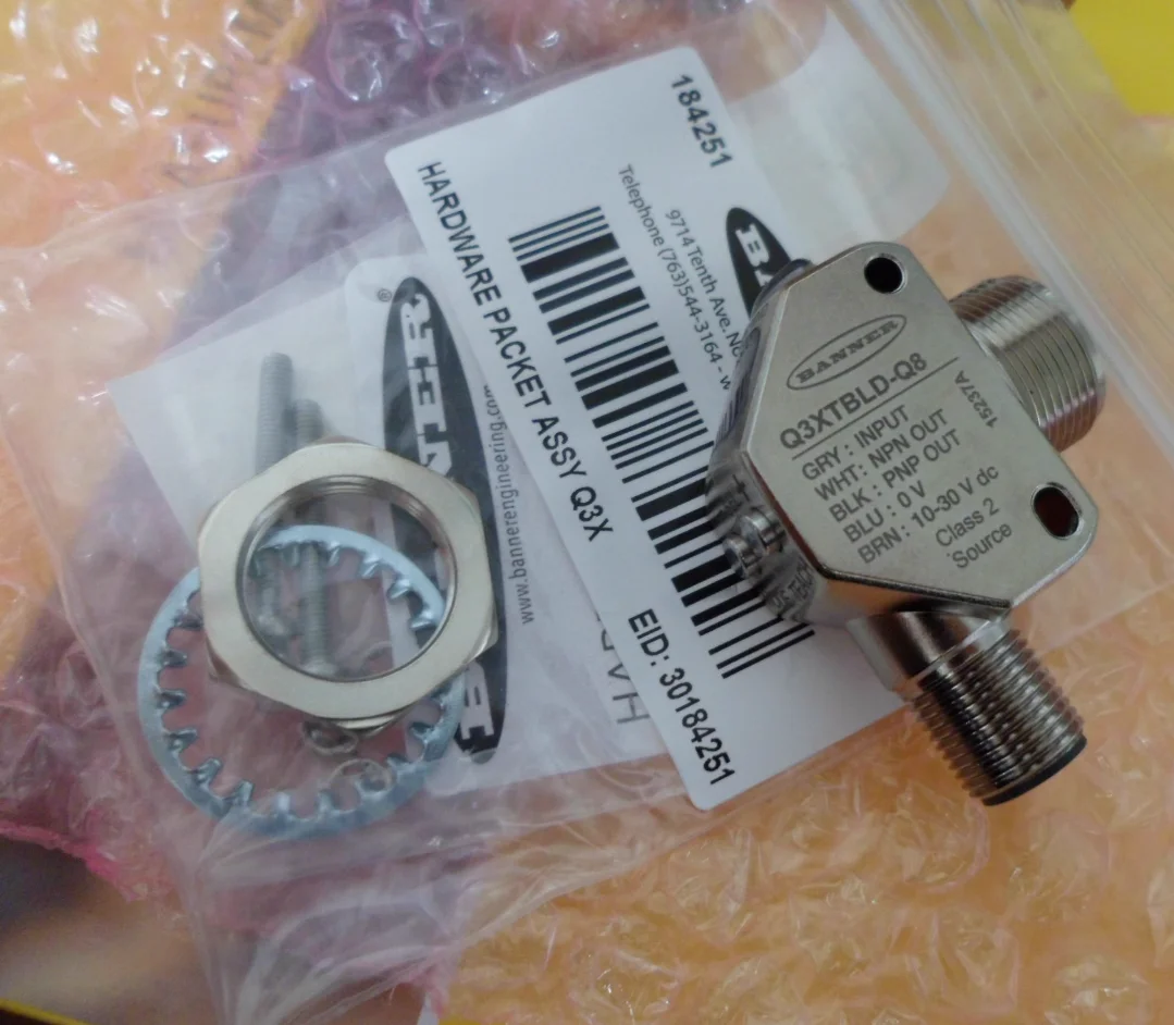 BANNER Q3XTBLD Series Laser Color Recognition Sensor Q3XTBLD-Q8 Q3XTBLD50-Q8 Q3XTBLD100-Q8 Q3XTBLD150-Q8 Q3XTBLD200-Q8