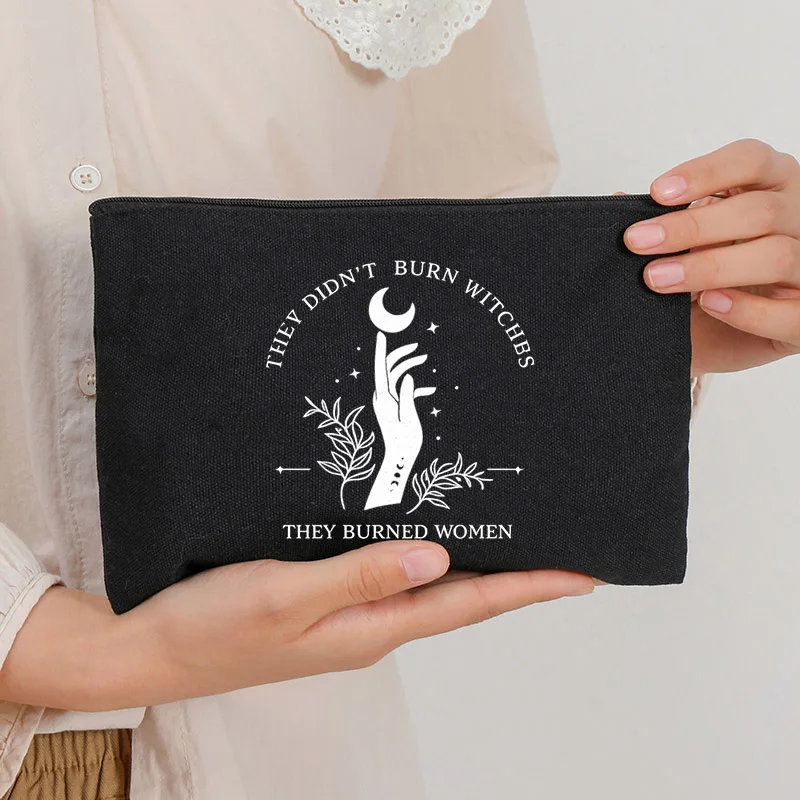 Witchcraft Makeup Bag Feminism Empowered Women Cosmetic Bag for Christmas Halloween Gift for Mother Sister and Girlfriend