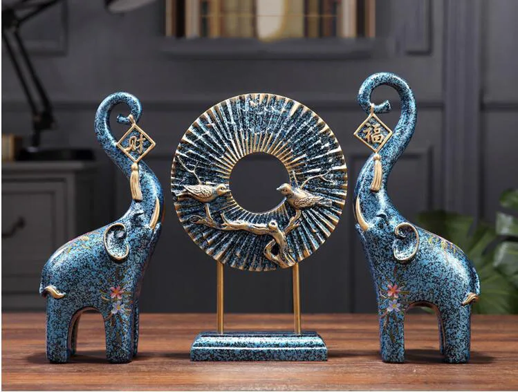 Imagem -02 - Sorte Elefante Resina Enfeites Riqueza Europeia Casa Sala de Estar Figurinhas de Mesa Artesanato Escritório Desktop Decoração Decoração