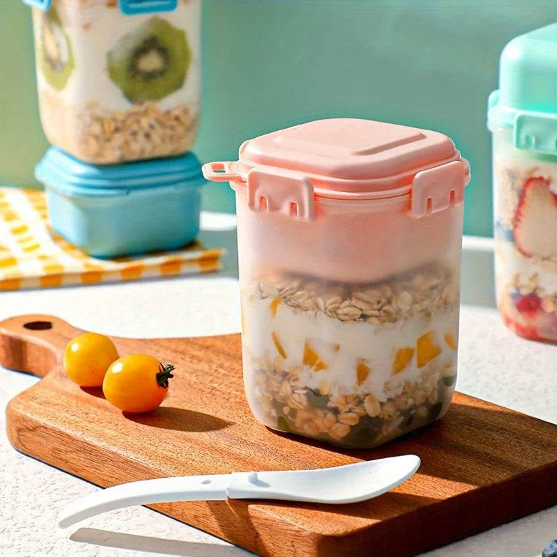 1pc Salad Travel Cup - Shake & Go Oatmeal, Yogurt & Salad Container with Built-In Spoon, Salad Dressing Holder, Leak-Proof Lid