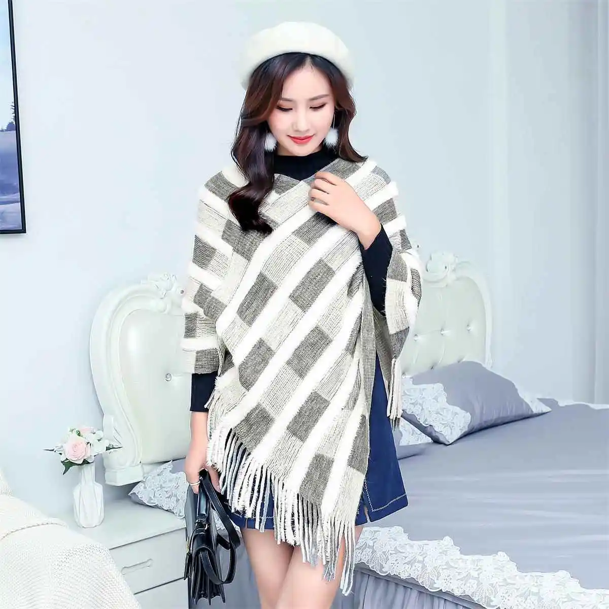 Etnische gebreide priem Bata irt dames trui mantel Street Sle gestreepte polyester vezel jas met franjes voor dames