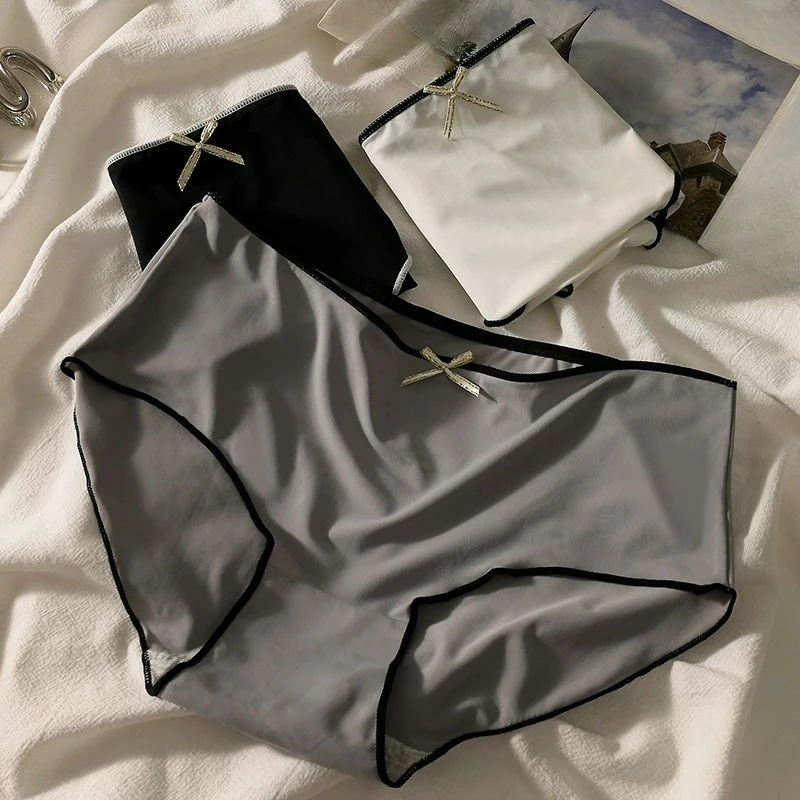 

3-Pack New Ice Silk Underwear Women's Pure Cotton Crotch Comfortable and Breathable Mid-waist Japanese Ins Wind Explosive Briefs