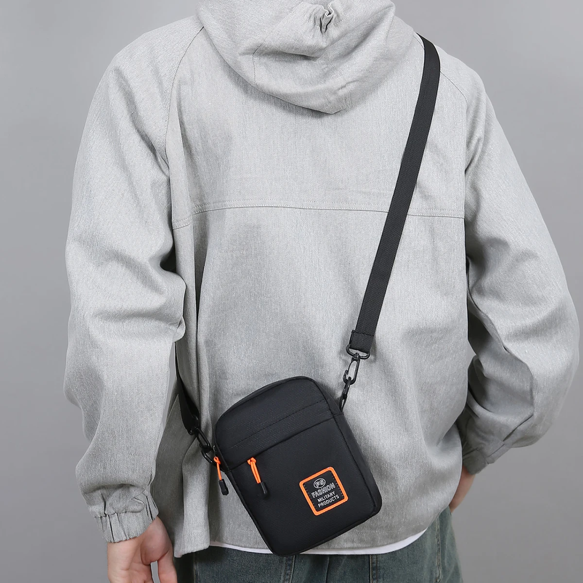 

Men Lightweight Nylon Crossbody Bag Multiple Compartments Zipper Square Bag with Adjustable Strap for Daily Use