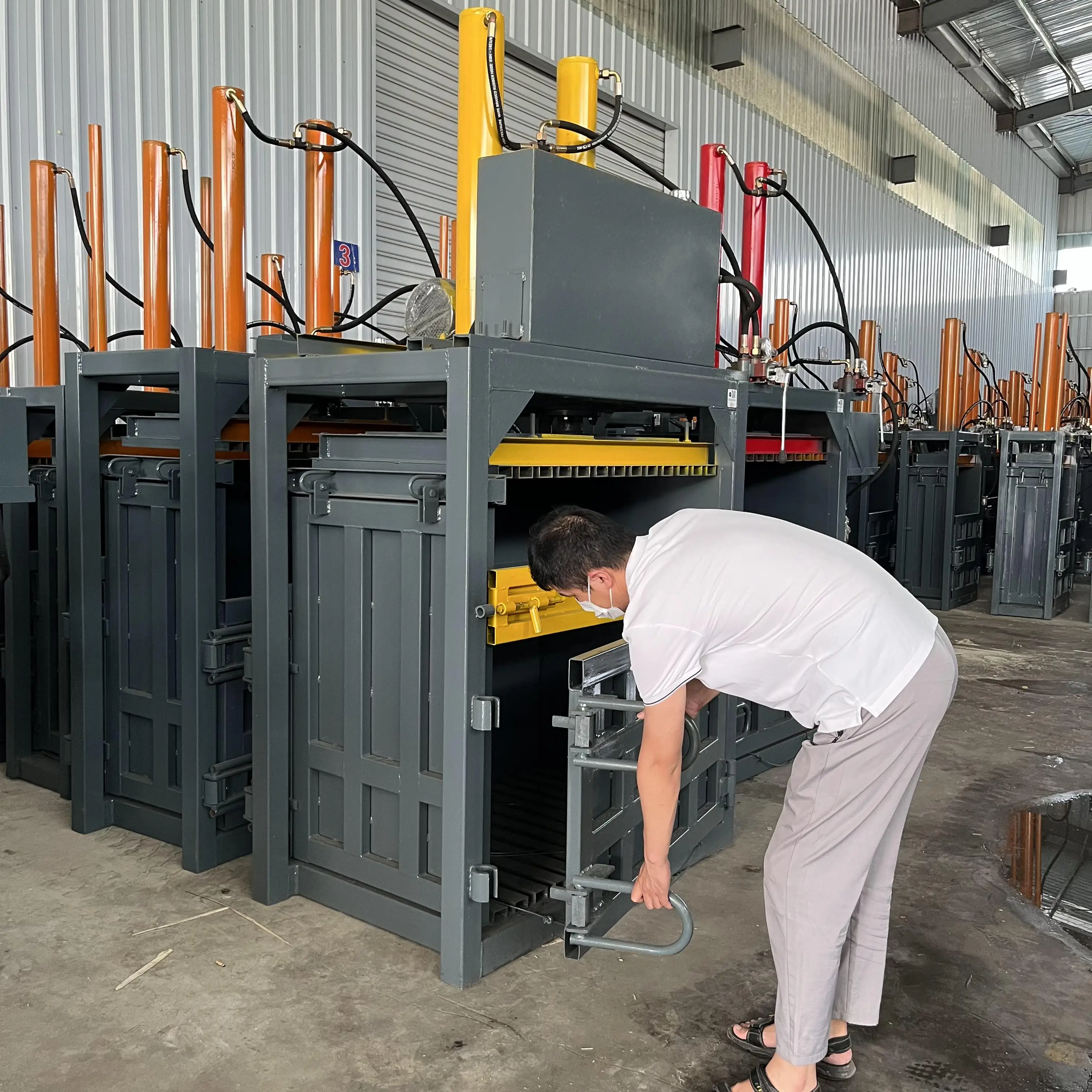 Handle Vertical Hydraulic Packer /Waste Paper Baler Of Garbage Station /Waste Cloth Compressor Machine