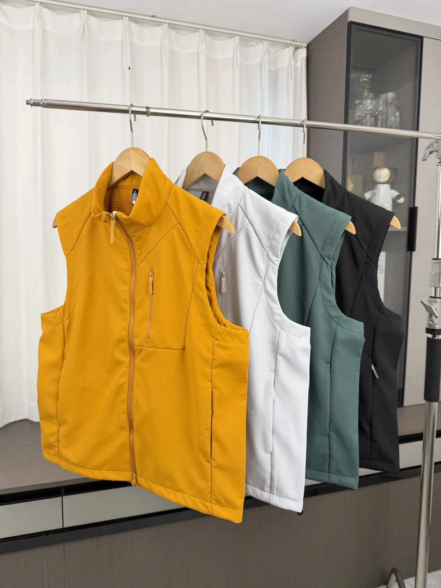 Functional Windproof Outdoor Vest Jacket Thin Fleece Lined Men's Women's Autumn Winter Wear Resistant Waterproof Casual Style