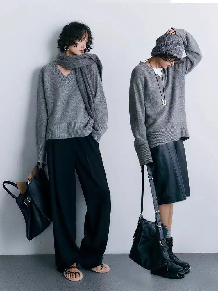 

Высококачественный новый кашемировый свитер, женский свободный тонкий пуловер с v-образным вырезом, утолщенный вязаный низ ленивого ветра.