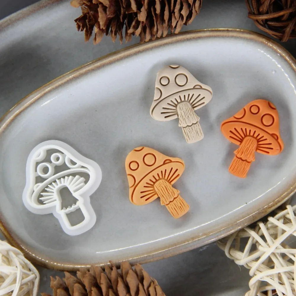 2PCS Mushroom Cookie Cutters 3D Embossing Press Mold No-Power Shaping Tool for Fondant Clay Gingerbread  Christmas Thanksgiving