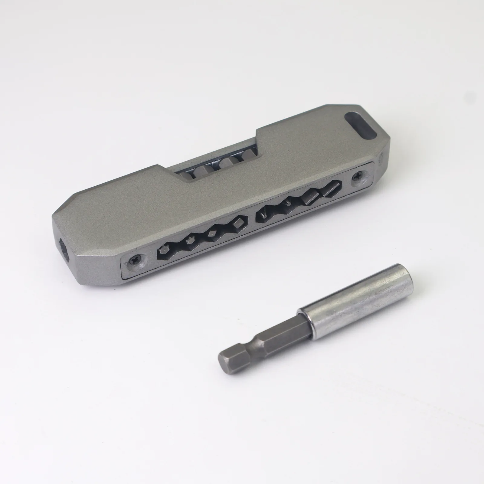 Creative Multifunction Outdoor Pocket EDC Screw Combin Keychain Tool