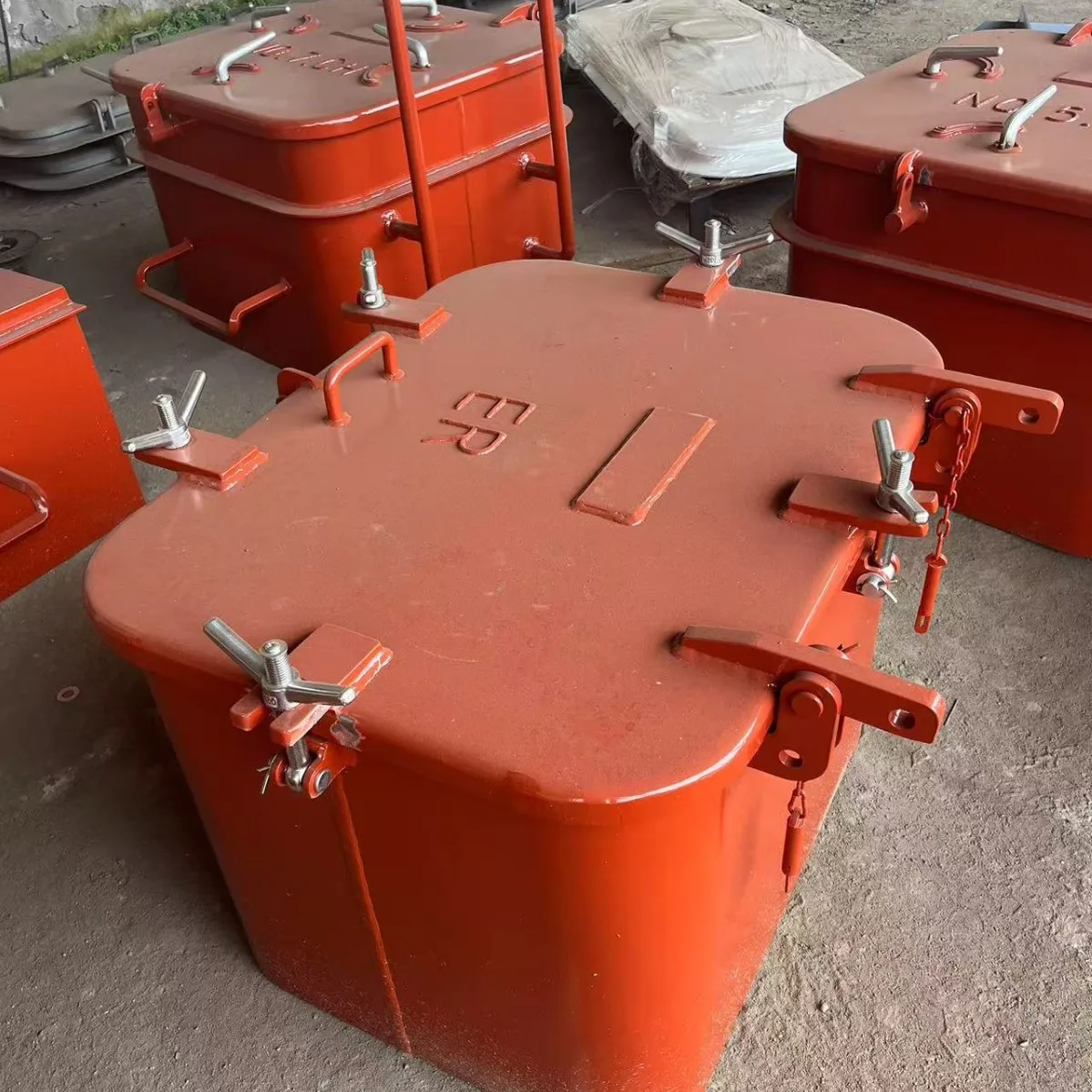 Marine small hatch covers, marine deck hatch covers, embedded watertight hatch covers
