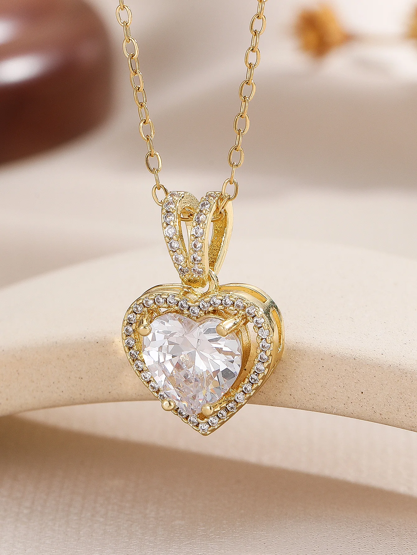 الجوف خارج الحب قلادة قلادة INS نمط سلسلة هدية للأصدقاء #6