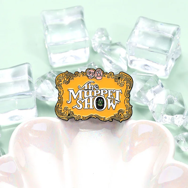 映画をテーマにしたバッジブローチピン、ジンジャーカラーのサイン、マペットショー-カエルエナメルラペルピン、コスプレジュエリー、ファンへのギフト