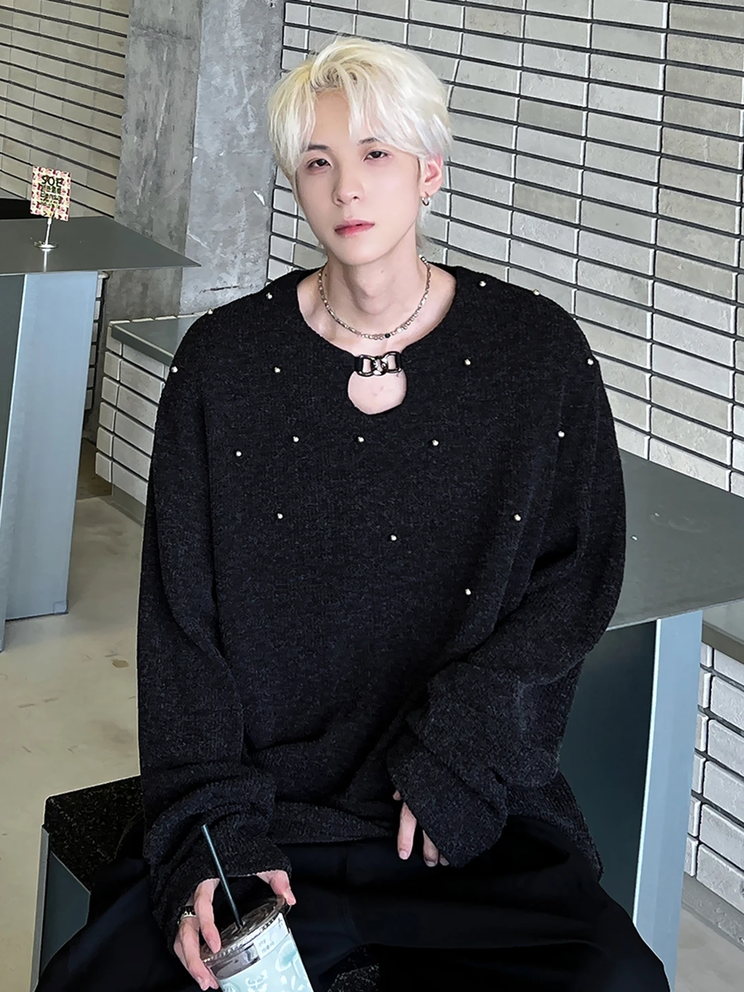

V-Ne Chain Detailing Long Sve Men's Knitted Sweater Bla Autumn Base Layer irt Ele Sle Casual American Faion