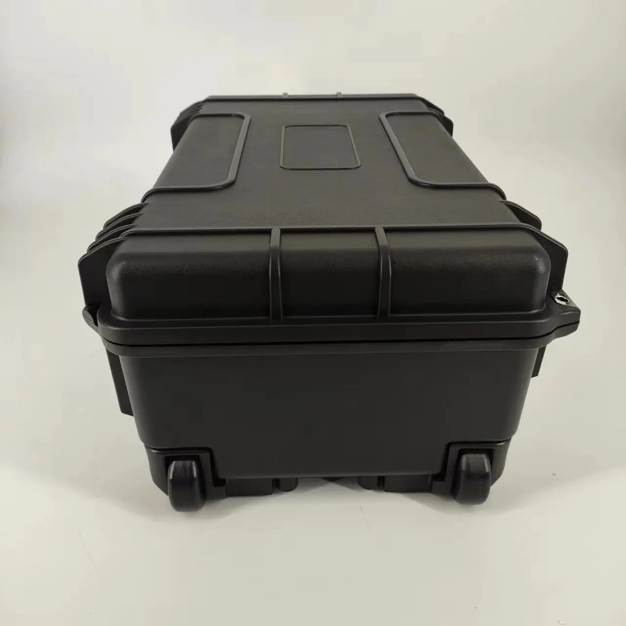 DPC112-9 Factory Price Hard Plastic Equipment Safety Carrying Waterproof Tool Case With Wheels And Tie Rods
