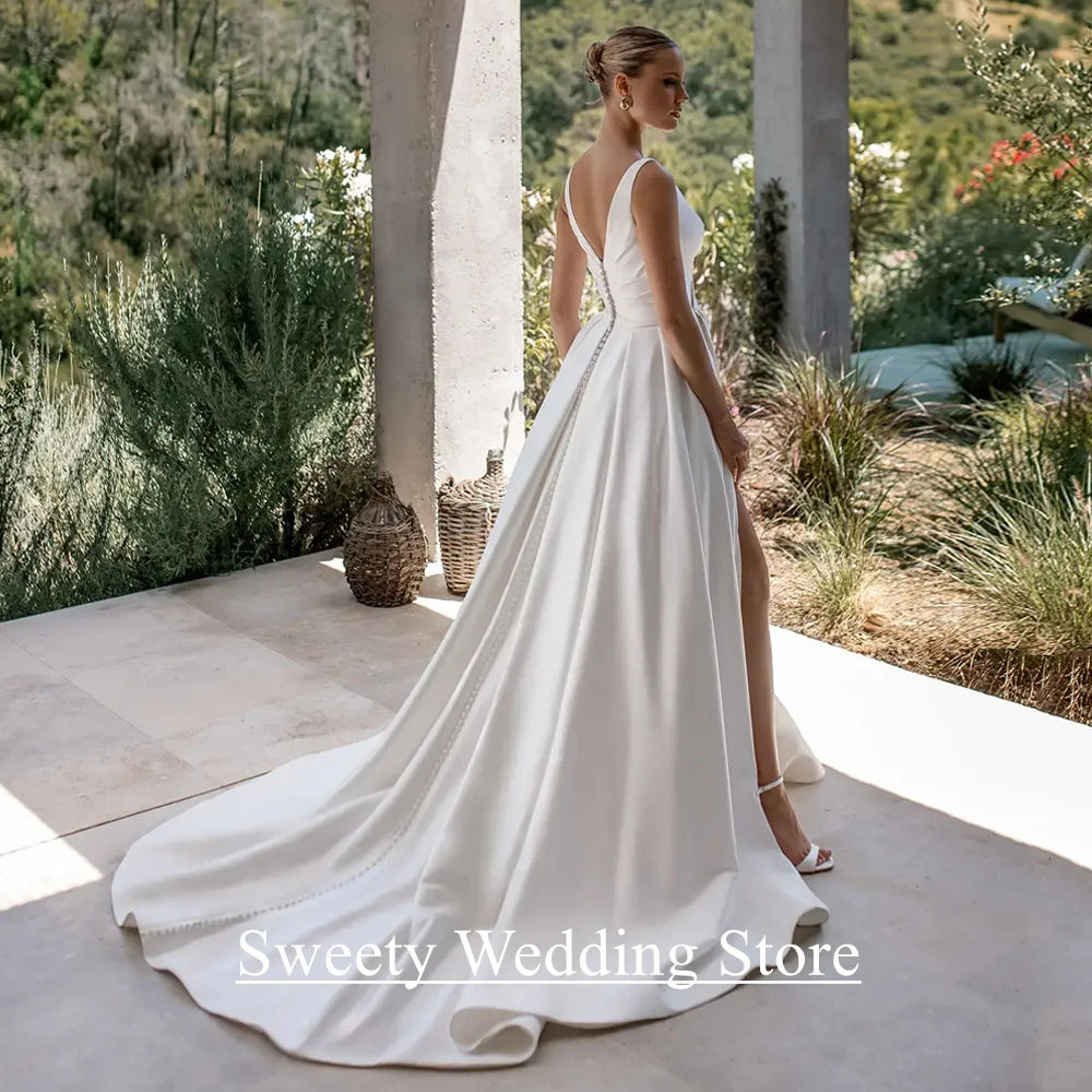 Simple Satin Wedding Dress Customized V Neck Sleeveless Pleat Slit Back Zipper Buttons A Line Bridal Gown Robe De Mariee
