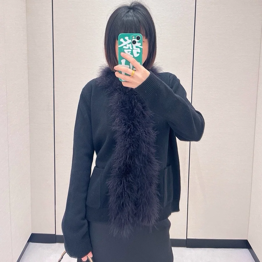 

2026 Spring Women's Wool Cardigan Long Sleeve Fashion Patchwork Feathers Knitted Black Sweater