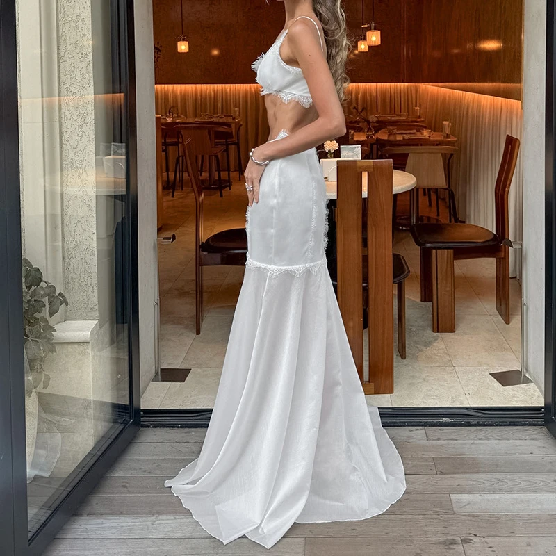 

Spring V Neck Cropped Top And Slit Long Skirt Outfit Sexy Patchwork Lace Satin Two Piece Set Women Summer Sleeveless Hollow Suit