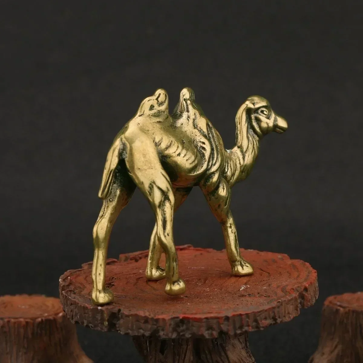 

Creative Copper Plated Camel Ornaments Office Desktop Tea Pet Ornaments Crafts Gifts Hand Playing Items Miniatures Decoration