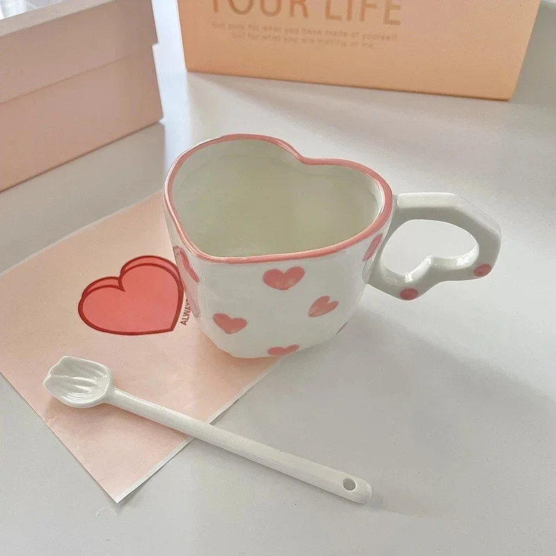 2023 Middle East Style Coffee Cup Tea Cup Creative Heart Cup Ceramic Milk Cups Porcelain Coffee Cups Wholesale New Year Gift