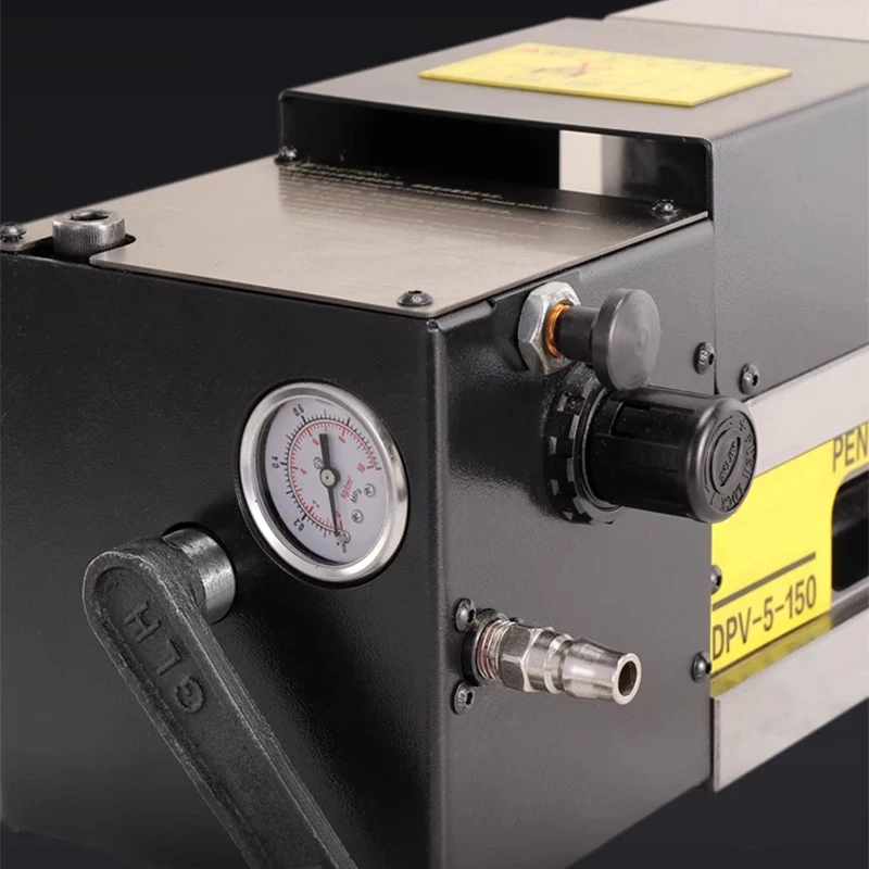 ملزمة هوائية هيدروليكية فائقة الشحن باستخدام الحاسب الآلي آلة حفر مركزية آلة طحن تركيبات خاصة عالية الدقة