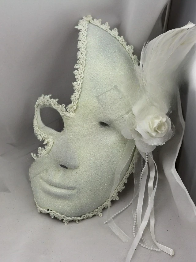 The product can be customized. Mask Makeup Ball Princess Mask Men's and Women's Feather and Lace Full Face White Gold