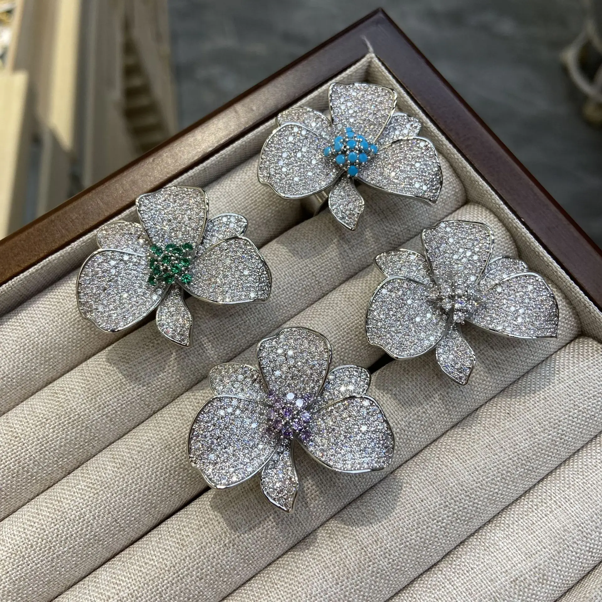 

trendy large flower ring for women shiny zirconia jewelry silver color flower daily wear dinner party opening ring