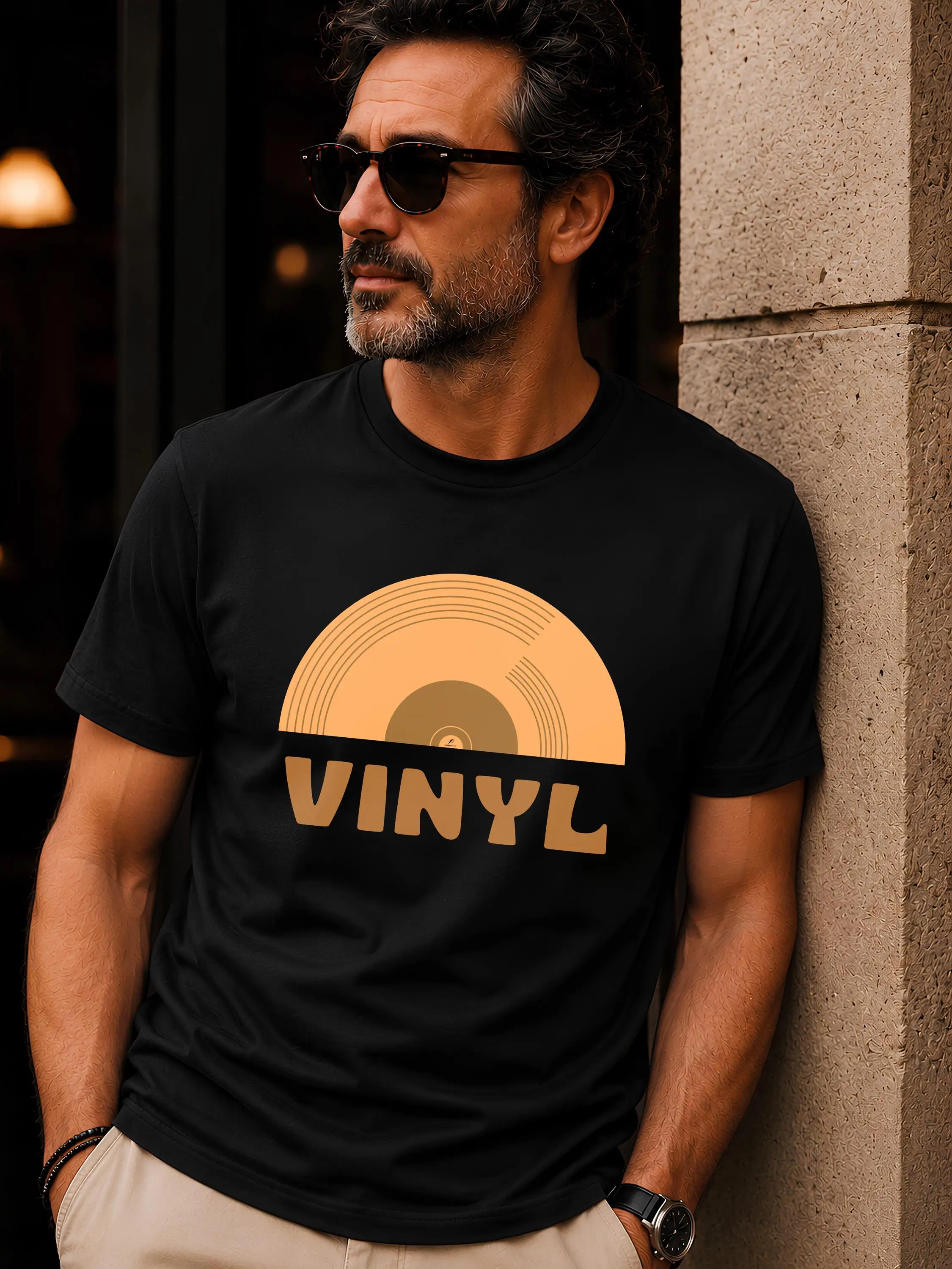 Dad Vinyl Record T-Shirt Organic Cotton Music Lover Gift for Dad Retro Graphic Tee for Men High-quality Fashionable Trendy Top