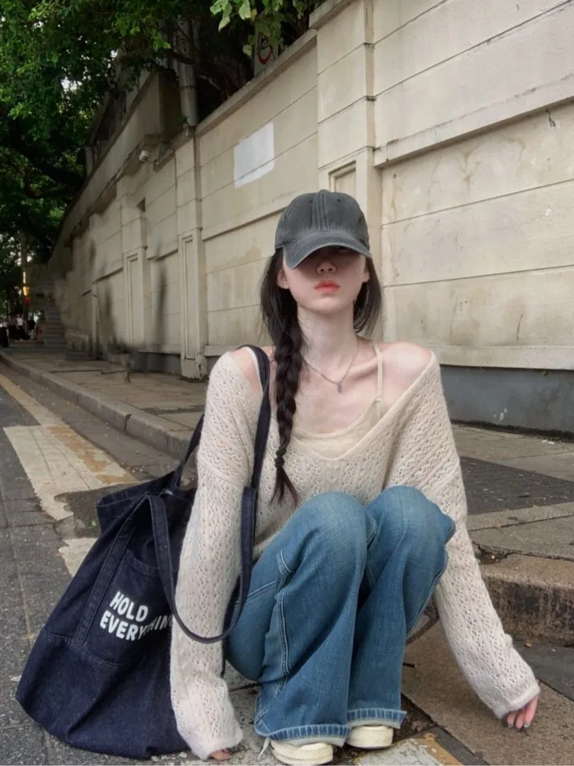 

Модный повседневный женский комплект-двойка: ажурный топ с длинным рукавом и вязаная кофта с V-образным вырезом, свободный крой, для офиса и на каждый день