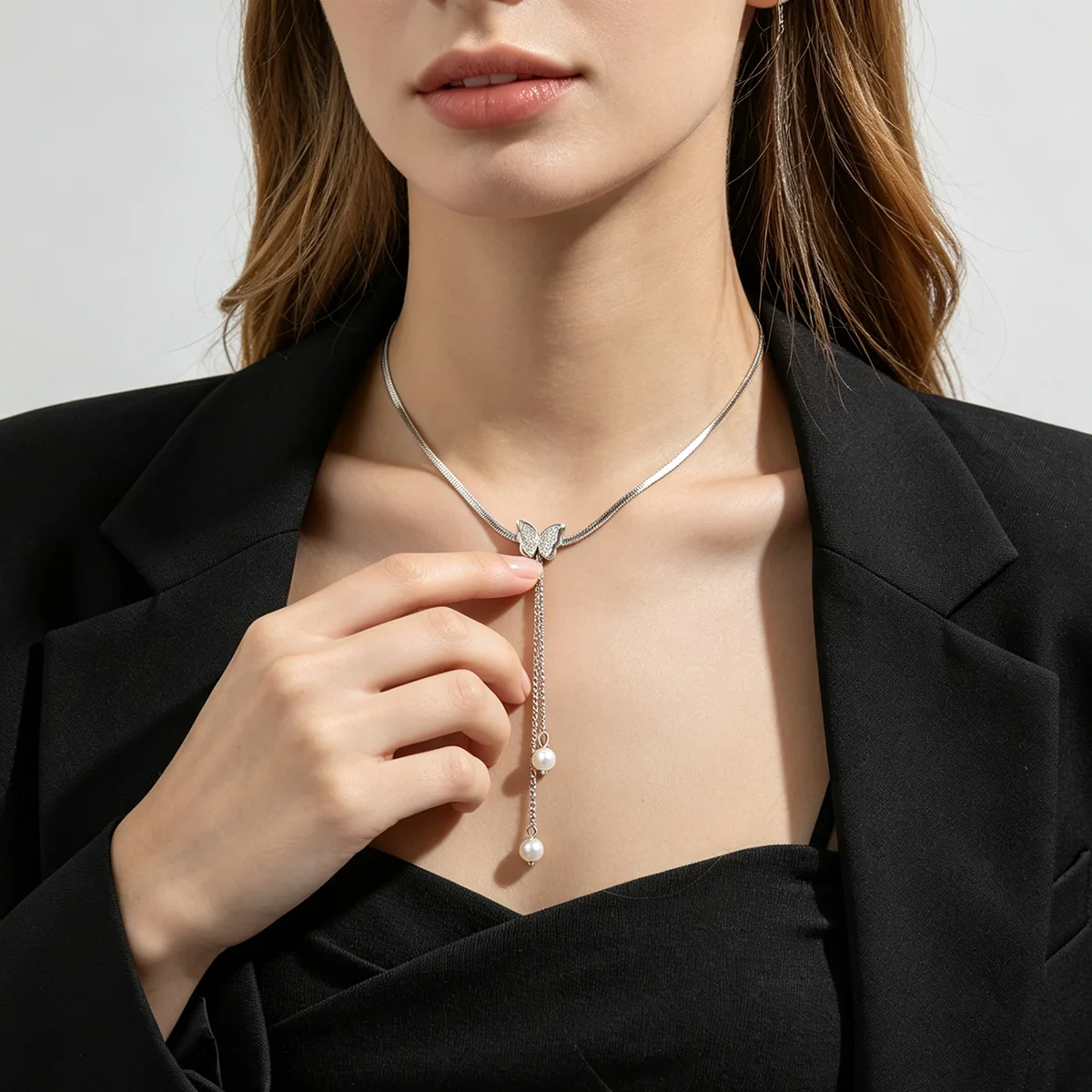 Minimalist Silver Flat Snake Chain Necklace for Ladies, Frosted Butterfly Pearl Long Tassel Delicate Elegant Collarbone Jewelry