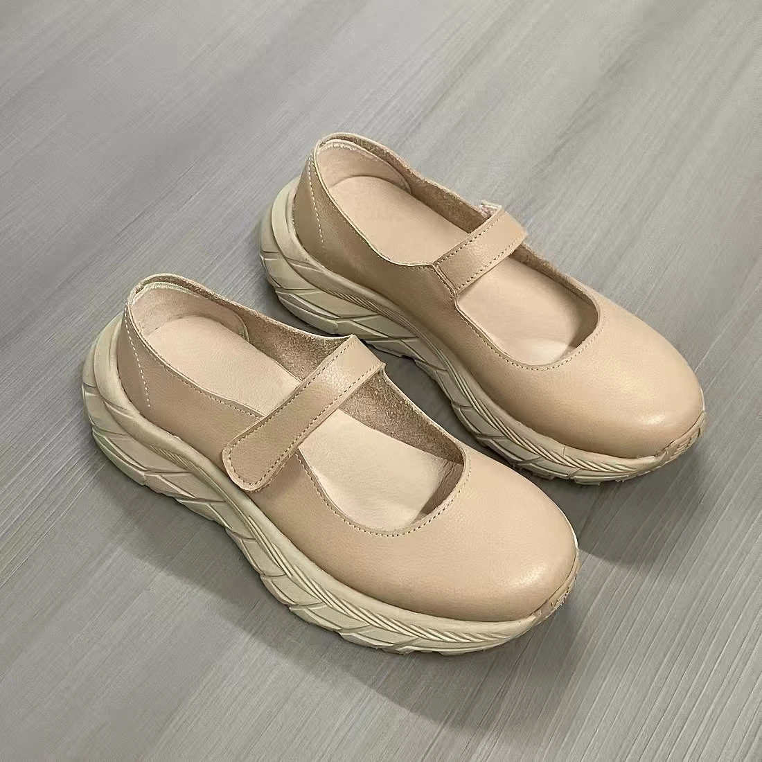 Xingliupi Ladies High Quality Casual Shoes Fashion Popular Sneakers for Women Unique Shape Color Block Genuine Leather Gift