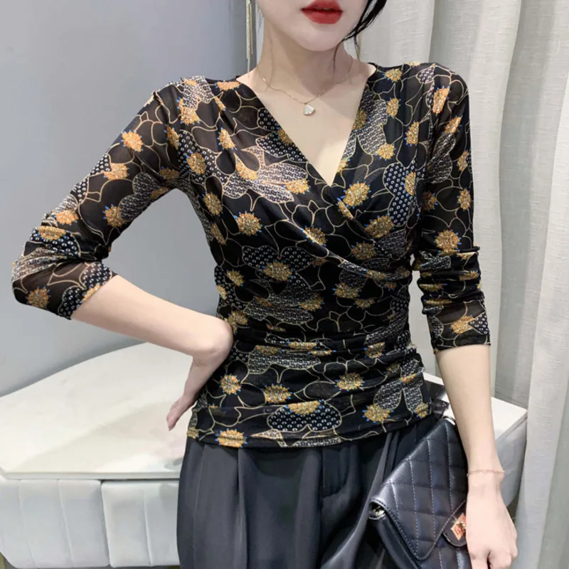 #8028 Black Wrap T Shirt Women V-neck Sexy 3D Flower Printed Tshirt Female Long Sleeve Tight Mesh Short Tee Ladies Thin Vintage