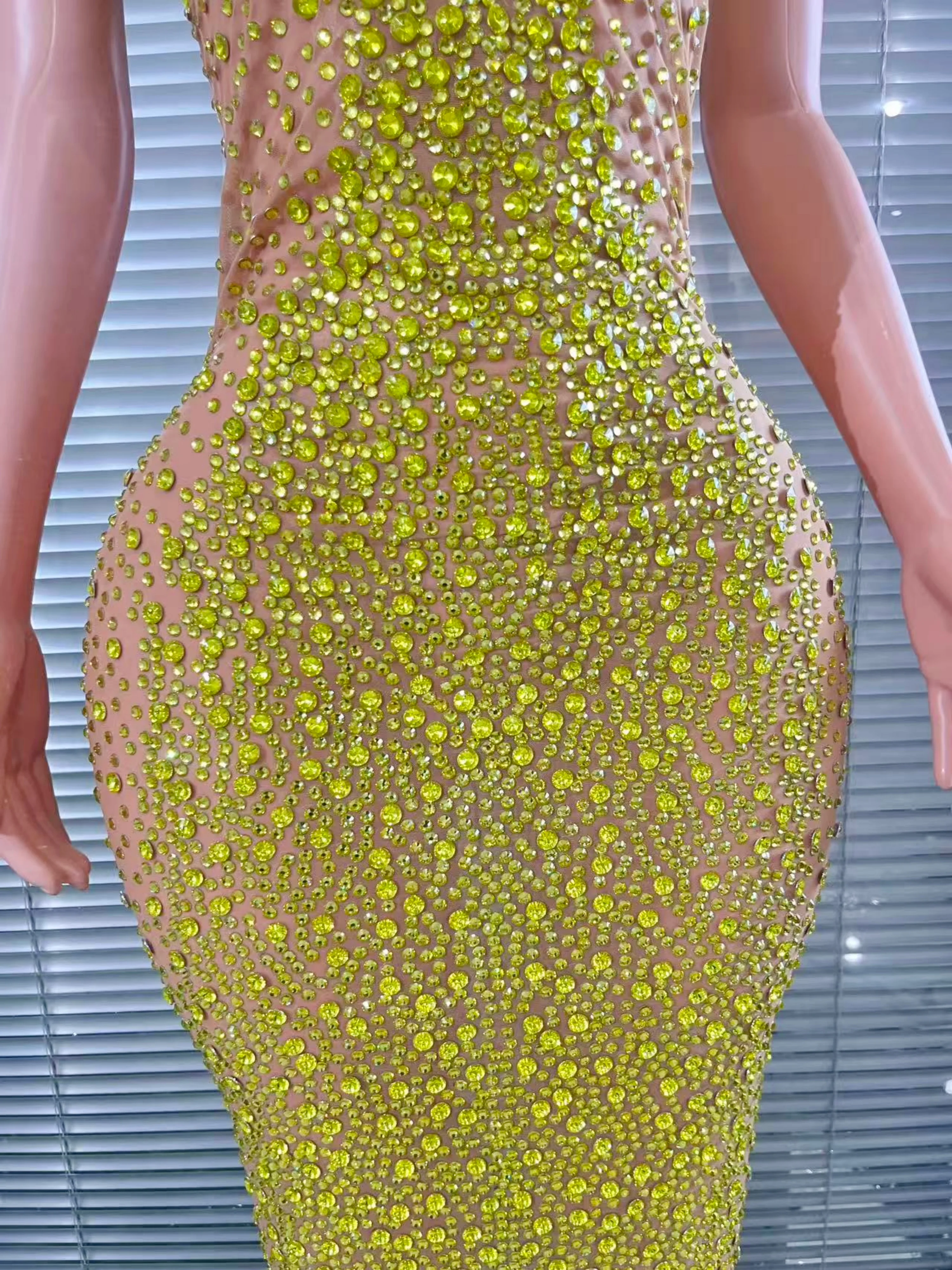 Opulentes, glitzerndes, ärmelloses langes Kleid mit Strasssteinen, sexy Mesh, transparent, Feiern, Hochzeit, Abschlussball, Geburtstag, Nachmittagstee-Kleid