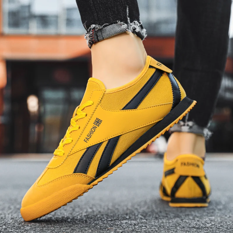 Classic Yellow Canvas Sneakers For Men Lightweight Breathable  Men's Running Shoes Man Fashion Low-cut Flat Casual Sports Shoes
