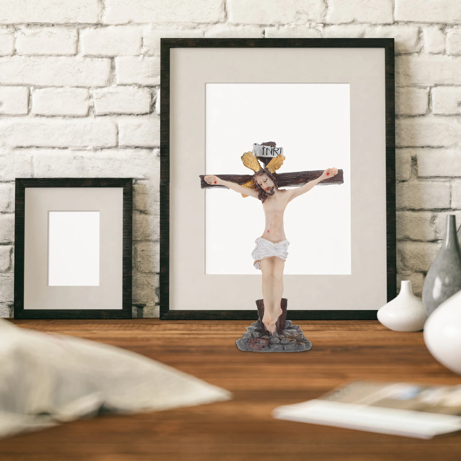 

2 Pcs Cross Figurine Catholic Statue Crucifix Mini Catholic Statue Christ Carrying Figure Home Decor Religious Gift