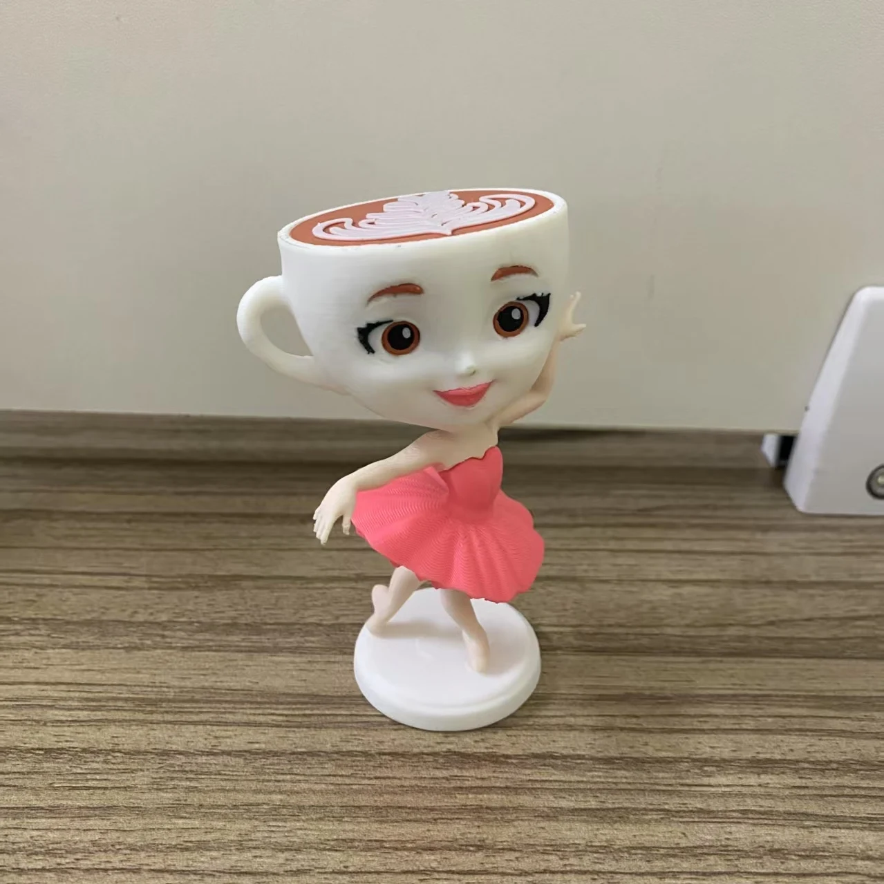 

Authentic Foreign Shan Hai Jing Tungtungtungsahur Wooden Stick Figure and Miss Cappuccino Figurine Gift