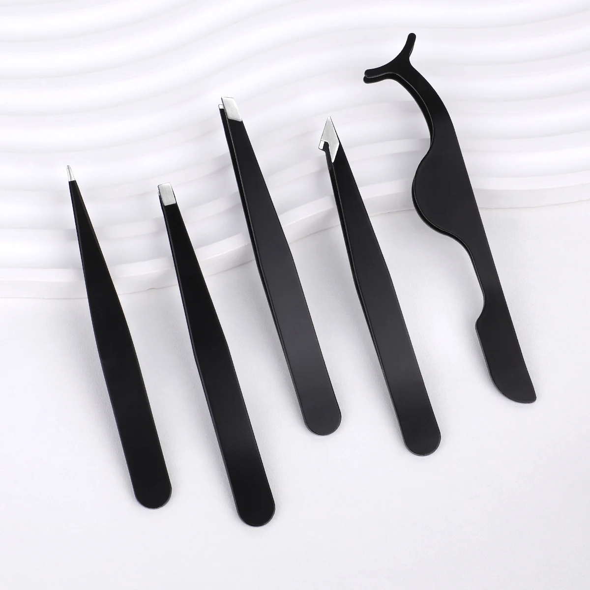 أداة تشذيب الحواجب من الفولاذ المقاوم للصدأ مكونة من 8 قطع من NRCS هي أداة مثالية لتقليم الحواجب وتثبيت الحواجب.