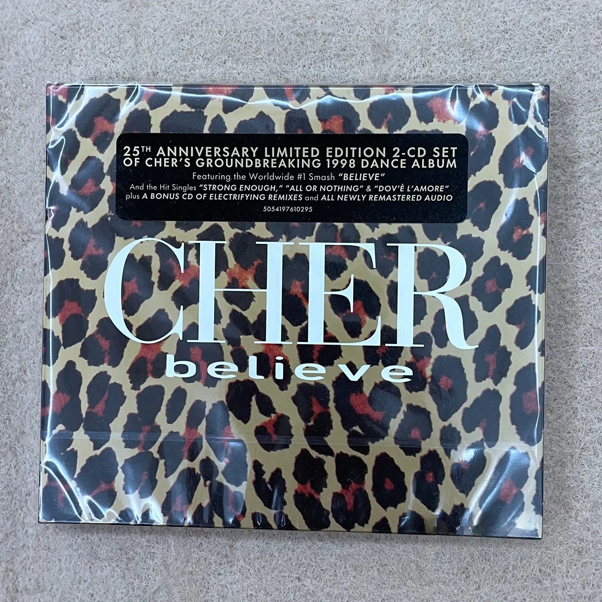 

Cher Believe 25th Anniversary 2CD — вневременная диско-поп классика — культовые вокала и танцевальные биты в стиле ретро для любителей музыки