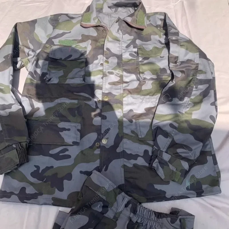 ฝรั่งเศส CE พรางเสื้อผ้าศูนย์ยุโรป Camo เหมาะกับการปลดปล่อยประชาชนอาวุธ PLA แห่งจีนแจ็คเก็ตกางเกง