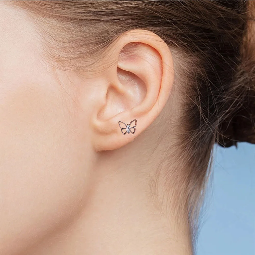 ASTM G23 Titanium Ear Cartilage Nail 16G Personalized Hollow Butterfly Women\'s Perforated Jewelry Internal Thread Earnail