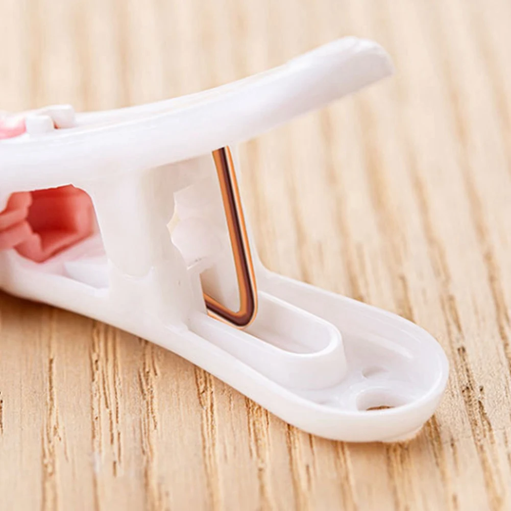 A36T-24PCS Cat-Paw Food Clips Clothes Pegs Lovely Practical Clamp For Snack Bags Photos