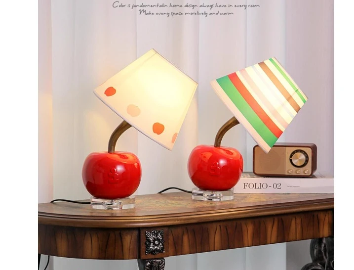 

Настольная лампа с кривой головой яблока, дизайн, милая прикроватная лампа для спальни, креативная атмосфера, ночник